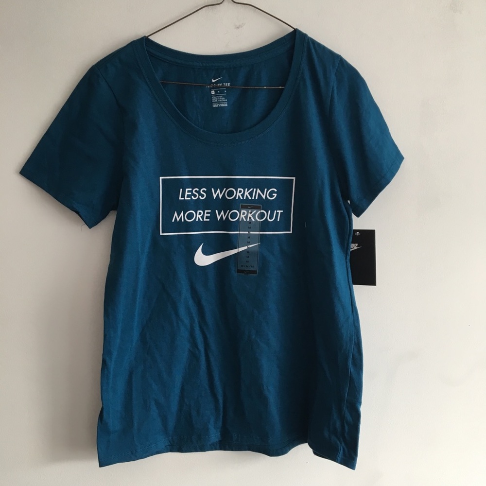 Nike Women’s T-Shirt